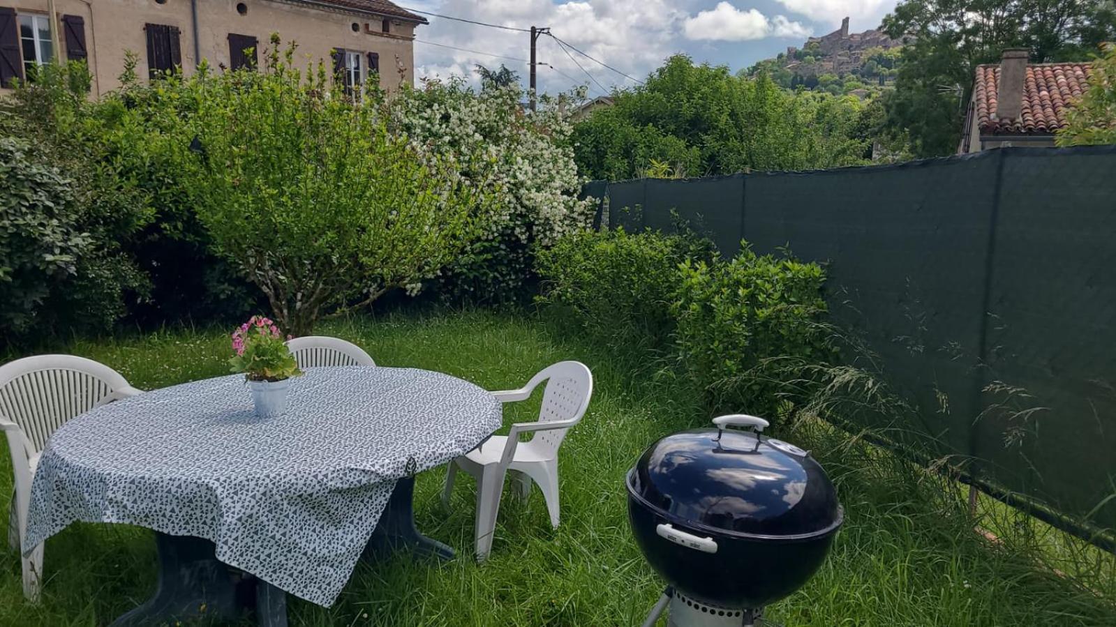 La Jolie Vue Et La Maison De La Tour- Cordes-Sur-Ciel Les Cabannes  Exterior photo